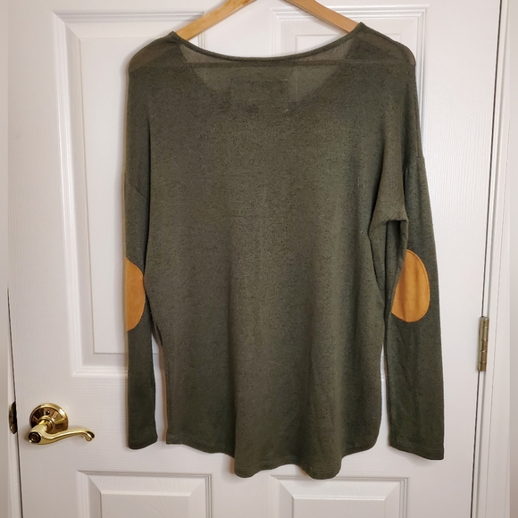 Lightweight Olive Sweater - Picture 3 of 3